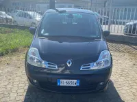 Usata Renault Modus 75 CV (55 kW) 2011 Nero Monovolume