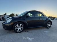 Usata VW Beetle 105 CV (77 kW) 2007 Nero Cabrio