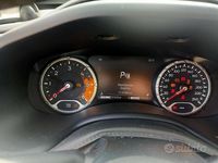 Usata Jeep Renegade 140 CV (102 kW) 2016 Giallo SUV