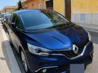 Usata Renault Scénic 110 CV (80 kW) 2017 Bluazzurro Monovolume