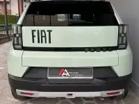 Nuova Fiat Grande Panda Icon 101 CV (74 kW) 2026 Blu Utilitaria