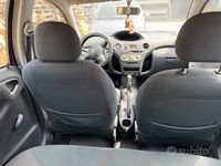 Usata Toyota Yaris 2003 Blu Berlina