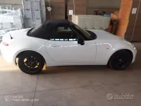 Usata Mazda MX5 131 CV (96 kW) 2017 Bianco Cabrio