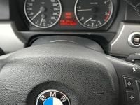 Usata BMW 320 177 CV (130 kW) 2007 Nero Station wagon