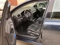 Usata VW Golf VI 105 CV (77 kW) 2011 Utilitaria