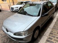 Usata Peugeot 106 60 CV (44 kW) 1999 Grigio Utilitaria
