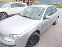 Usata Ford Mondeo 131 CV (96 kW) 2004 Argento Berlina