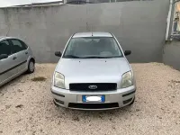 Usata Ford Fusion 80 CV (58 kW) 2003 Grigio Utilitaria