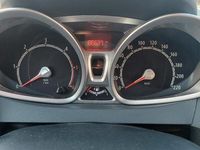 Usata Ford Fiesta 70 CV (51 kW) 2011 Blu Utilitaria