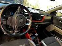 Usata Kia Stonic 110 CV (80 kW) 2018 Bianco SUV