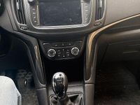 Gebraucht Opel Zafira Business 135 PS (99 kW) 2017 Grau Van / Kleinbus