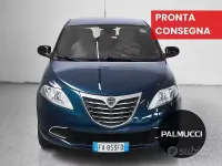 Usata Lancia Ypsilon Platinum 69 CV (50 kW) 2015 Blu Utilitaria