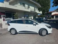 Usata Renault Clio 75 CV (55 kW) 2015 Bianco Station wagon