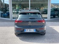 Usata VW Golf VIII Life 116 CV (85 kW) 2023 Grigio Berlina