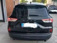 Usata Ford Kuga 120 CV (88 kW) 2021 Nero SUV