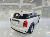 Usata Mini Countryman Business 102 CV (75 kW) 2020 Bianco SUV