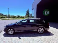 Usata VW Passat 150 CV (110 kW) 2023 Nero Station wagon