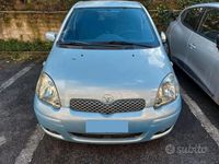 Usata Toyota Yaris 75 CV (55 kW) 2004 Blu Utilitaria