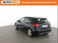 Usata Mercedes A180 109 CV (80 kW) 2017 Bluazzurro Utilitaria