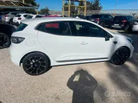 Begagnad Renault Clio V Evolution 101 HK (74 kW) 2024 Vit Sedan