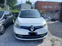 Usata Renault Scenic E-Tech XMOD 110 CV (80 kW) 2013 Bianco Station wagon
