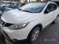 Usata Nissan Qashqai 130 CV (95 kW) 2015 Bianco SUV