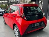 Usata Toyota Aygo Connect Style 72 CV (52 kW) 2021 Utilitaria