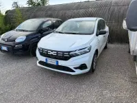 Usata Dacia Sandero Essentiel 65 CV (47 kW) 2024 Bianco Berlina