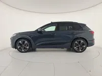 Nuova Audi SQ6 e-tron Sport 359 kW (489 CV) 2025 Blu plasma metallizzato SUV