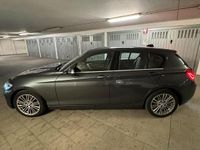 Usata BMW 118 Comfort Edition 150 CV (110 kW) 2019 Grigio Utilitaria