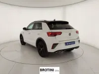 Usata VW T-Roc R-line 150 CV (110 kW) 2023 Bianco metallizzato SUV
