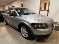 Usata Volvo C30 Summum 108 CV (79 kW) 2009 Arancione Utilitaria