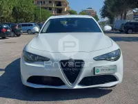 Usata Alfa Romeo Giulia Business Launch Edition 150 CV (110 kW) 2018 Bianco Berlina