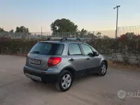 Usata Fiat Sedici 120 CV (88 kW) 2008 Grigio SUV