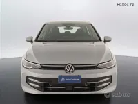 Usata VW Golf VIII Style 150 CV (110 kW) 2025 Grigio Berlina