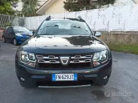 Usata Dacia Duster Lauréate 109 CV (80 kW) 2018 Grigio SUV
