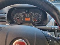 Usata Fiat Punto 75 CV (55 kW) 2010 Bianco Utilitaria