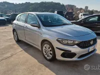 Usata Fiat Tipo Lounge 120 CV (88 kW) 2019 Argento Berlina