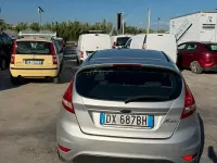 Usata Ford Fiesta Titanium 97 CV (71 kW) 2009 Grigio Berlina