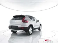 Nuova Volvo XC40 Core 163 CV (119 kW) 2026 Vapour grey SUV