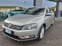 Usata VW Passat 177 CV (130 kW) 2013 Grigio Station wagon