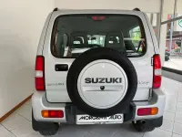 Usata Suzuki Jimny 84 CV (61 kW) 2012 Argento SUV