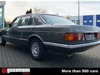 Usata Mercedes 500 231 CV (169 kW) 1982 Grigio Berlina