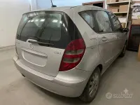 Usata Mercedes A180 Elegance 109 CV (80 kW) 2005 Grigio Berlina