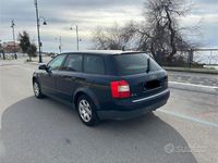 Usata Audi A4 130 CV (95 kW) 2001 Blu Station wagon