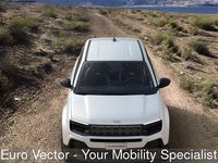 Nuova Jeep Avenger Summit 110 CV (80 kW) 2025 Bicolor bianco/nero SUV