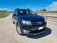 Usata Dacia Sandero Stepway 90 CV (66 kW) 2014 Grigio Berlina