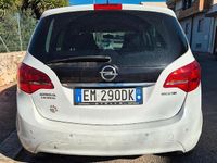 Usata Opel Meriva 95 CV (69 kW) 2012 Bianco Monovolume
