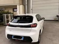 Usata Peugeot 208 Allure 102 CV (75 kW) 2021 Bianco Utilitaria