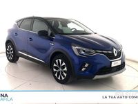 Usata Renault Captur Techno 91 CV (66 kW) 2024 Blu iron / tetto nero SUV